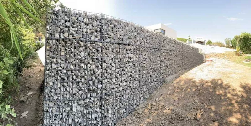 Travaux d'enrochement, Mougins, MANZONE